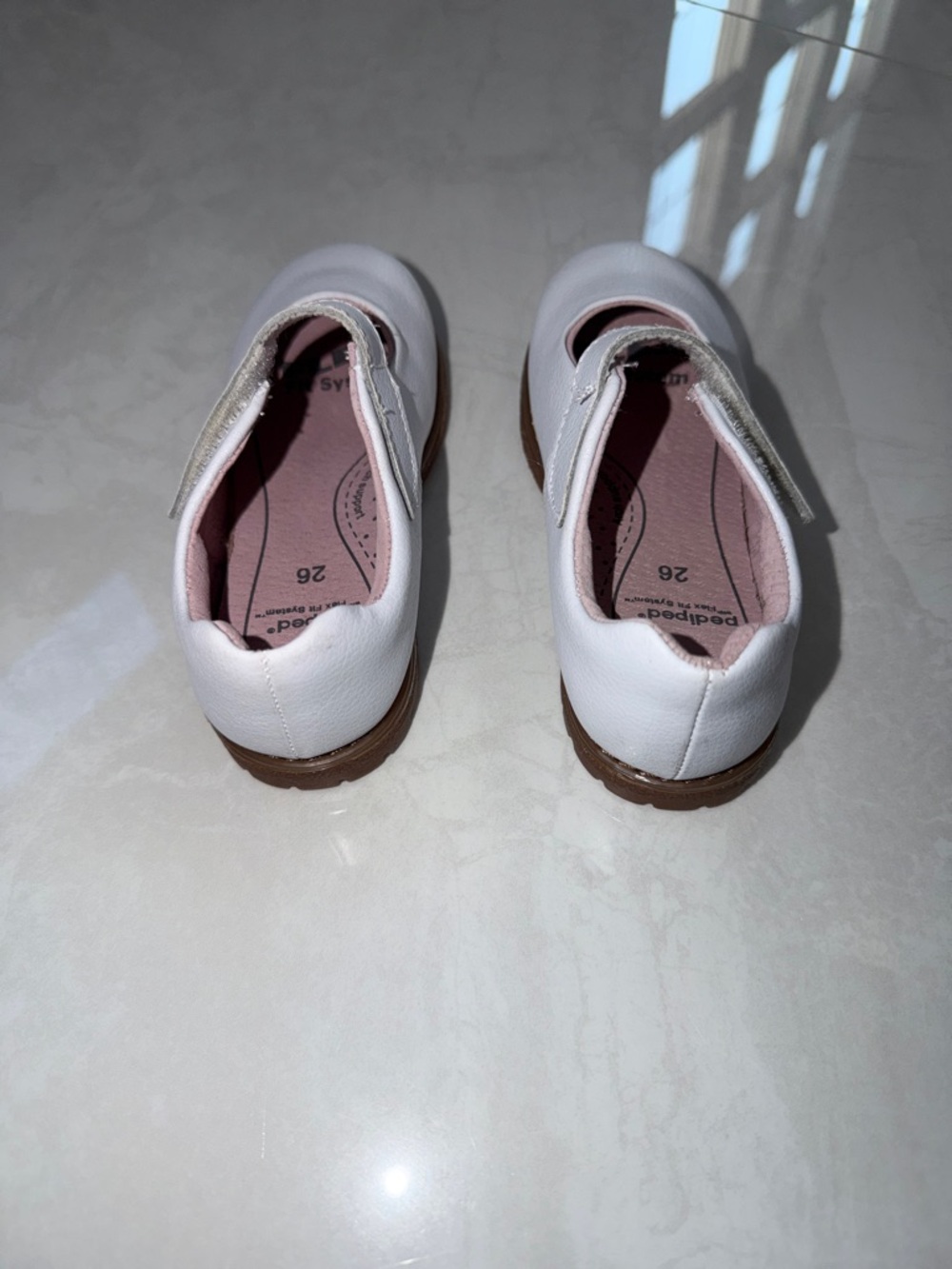 Pediped White Dress Shoes for Kids - size US 9 - 9.5, EU 26 - Picture 4 of 14